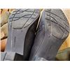 Image 8 : bag of asst ladies shoes -size 8