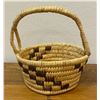 Image 1 : Tohono O’odham small-handled Basket