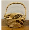 Image 3 : Tohono O’odham small-handled Basket