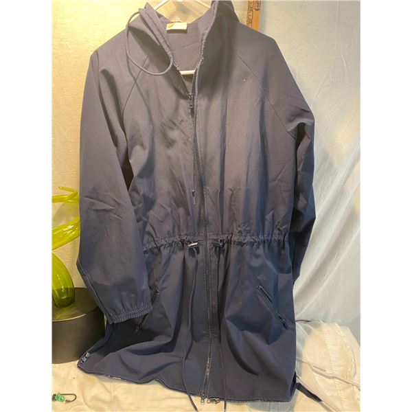 Weekenders coat size large