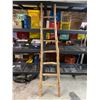 Image 1 : Rustic ladder decor