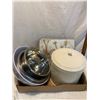 Image 1 : Kitchen items
