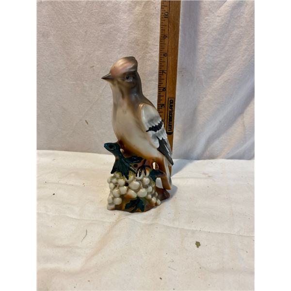 Bird figurine