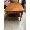 Image 1 : End table