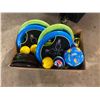 Image 1 : Beach a d yard toys