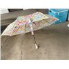 Image 3 : Coach umbrella