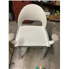 Image 1 : Bath chair