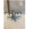 Image 2 : Airplane decor