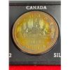 Image 2 : 1972 Canadian Silver Dollar in Clam Case Nice Toning