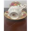 Image 3 : Lot of 2  Royal Albert Bone China Old Country Roses Tea Cups and Saucers.