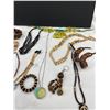 Image 3 : Vintage Jewellery Lot Mother of Pearl Wood Beads Etc.