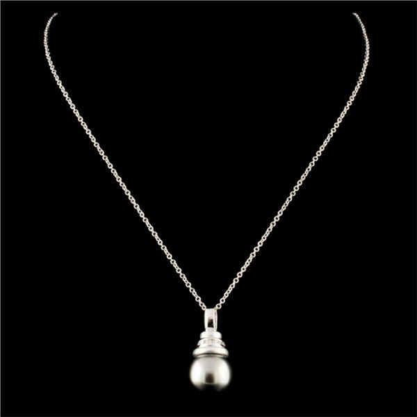 18K Gold 9.40MM Pearl & 0.03ctw Diamond Pendant