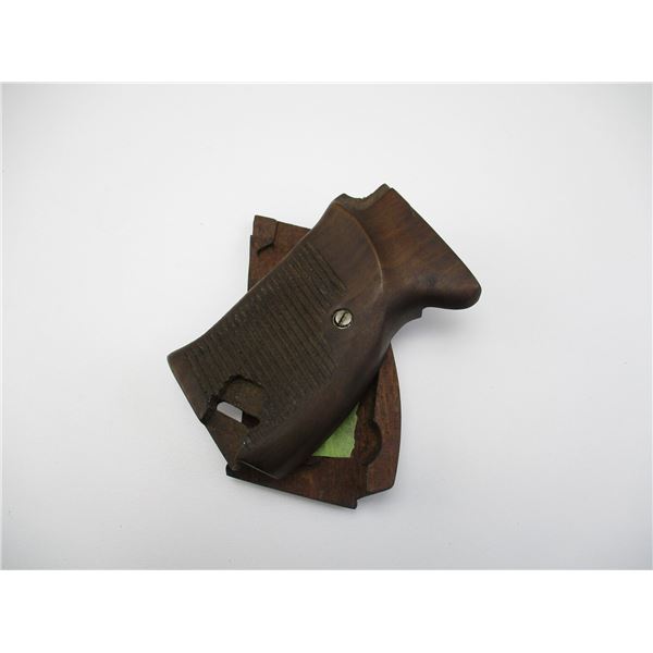 WALTHER P38 PISTOL GRIPS