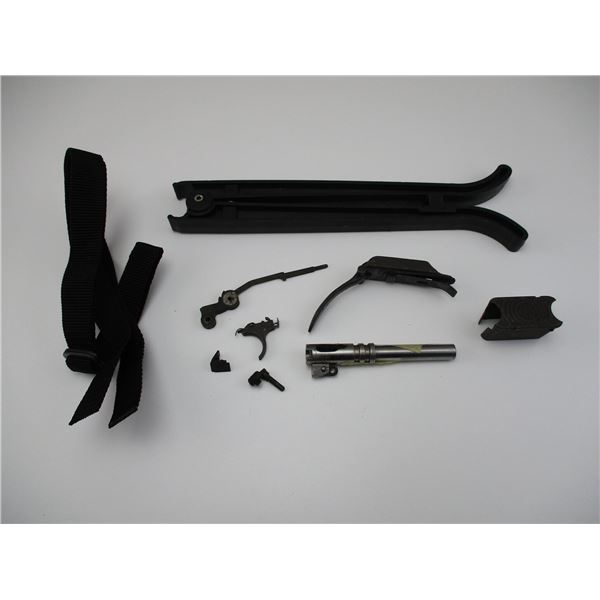 INGLIS PISTOL, ENBLOCS, STEN TOOLS ETC LOT