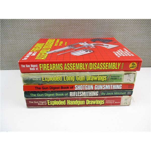 ASSORTED GUN DIGEST BOOKS