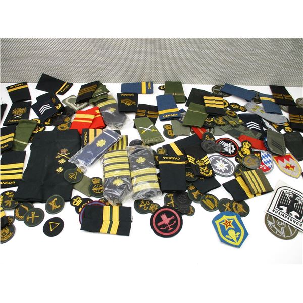 ASSORTED MILITARY BADGES