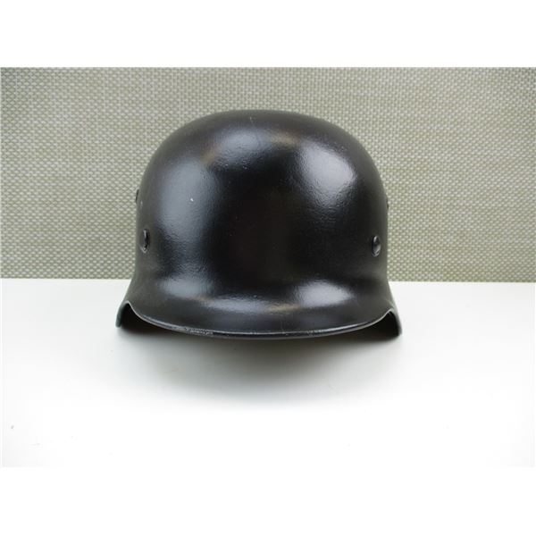GERMAN M40 WWII TYPE STEEL HELMET