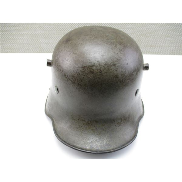 WWI GERMAN M16 HELMET