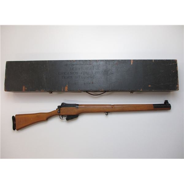 WWII BRITISH SWIFT TRAINING RIFLE/CASE