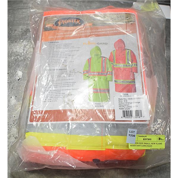 PIONEER SIZE SMALL NEW FLAME RESISTANT LONG RAIN