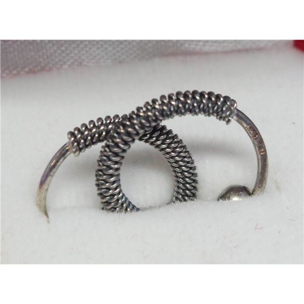 BZ415-153 SILVER SMALL HOOP EARRINGS