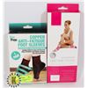 Image 1 : NEW PAIR OF MOISTURIZING GEL HEEL SOCKS SOLD WITH