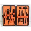 Image 1 : 16PC MANICURE KIT IN HARD CASE
