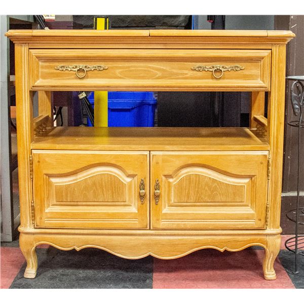 SOLID OAK SIDEBOARD FOLD OUT TOP