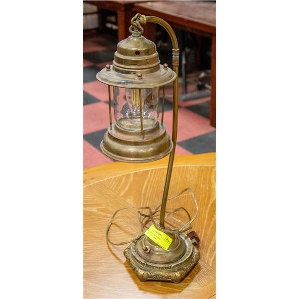 LANTERN STYLE TABLE LAMP APPROX 20" TALL