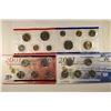 Image 1 : 2001 US MINT SET (UNC) P/D (WITH ENVELOPE)