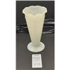 Image 1 : Fenton Hobnail Milk Glass Vase Cat A