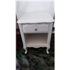 Image 9 : White Bedside Tables Cat C