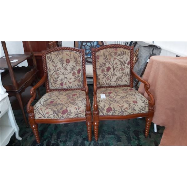 Chairs Bombay Company Cat C