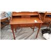 Image 1 : Vilas Maple Desk Cat C