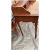 Image 5 : Vilas Maple Desk Cat C