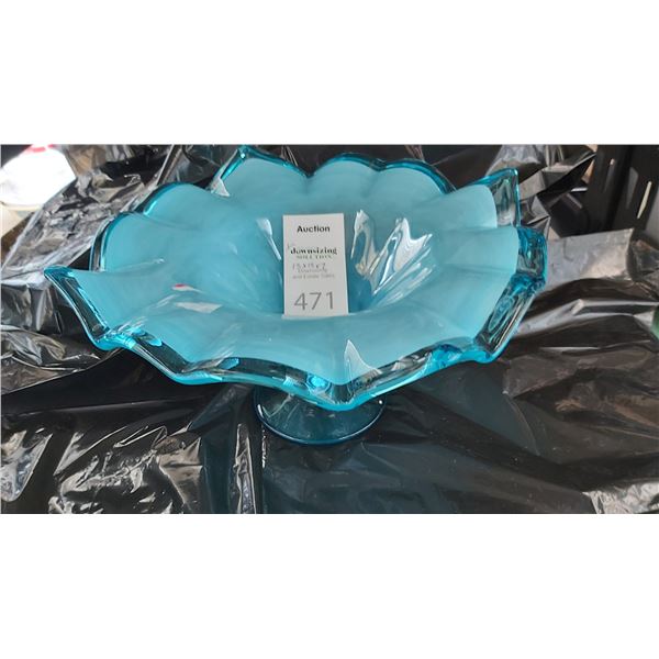 Blue Glass Dish Cat B