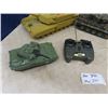 Image 2 : 3 Military Toy Tanks 1) is RC