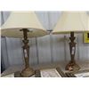 Image 2 : (SS) 3 Table Lamps (2 Are Matching) & 3 Pictures