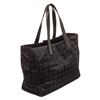 Image 3 : Chanel Black Leather Travel Line Tote Bag