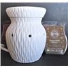 Image 1 : Scentsy Wax Warmed and Three Scented Waxes - Tested and Works