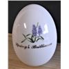 Image 2 : Avon "Spring's Brilliance" Egg with Stand