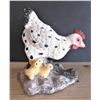 Image 1 : Hen and Her Chicks Statuette