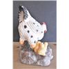 Image 2 : Hen and Her Chicks Statuette