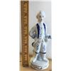 Image 2 : Blue and White, Gentleman