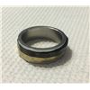 Image 2 : Men's Ring With Roman Numerals, Sides Spin
