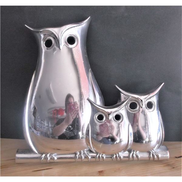 Owl Wall Hanging - Plastic