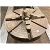 Image 2 : 24" Cushman 4 Jaw Manual Chuck