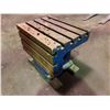 Image 2 : 24" x 18" _ T-Slot Box Table