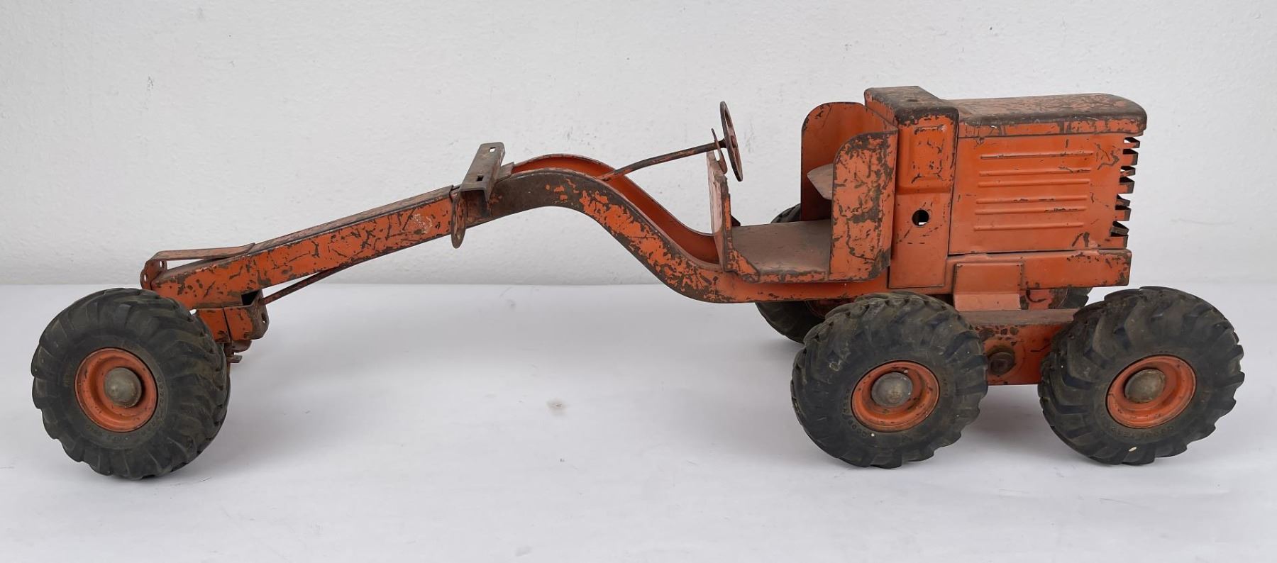 Doepke Adams Model Toys Road Grader