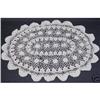 Image 1 : EXQUISITE IRISH LACE OVAL DOILY #2293996